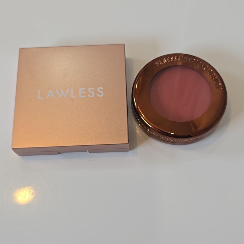 BLUSH lot